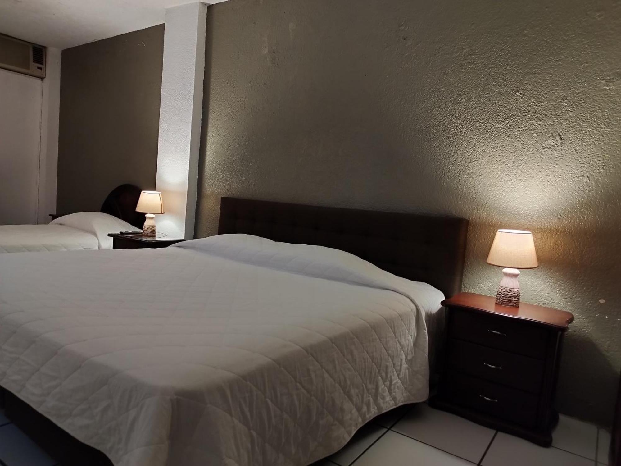 Hotel Puerta Del Sol Santo Domingo de los Colorados Exteriér fotografie