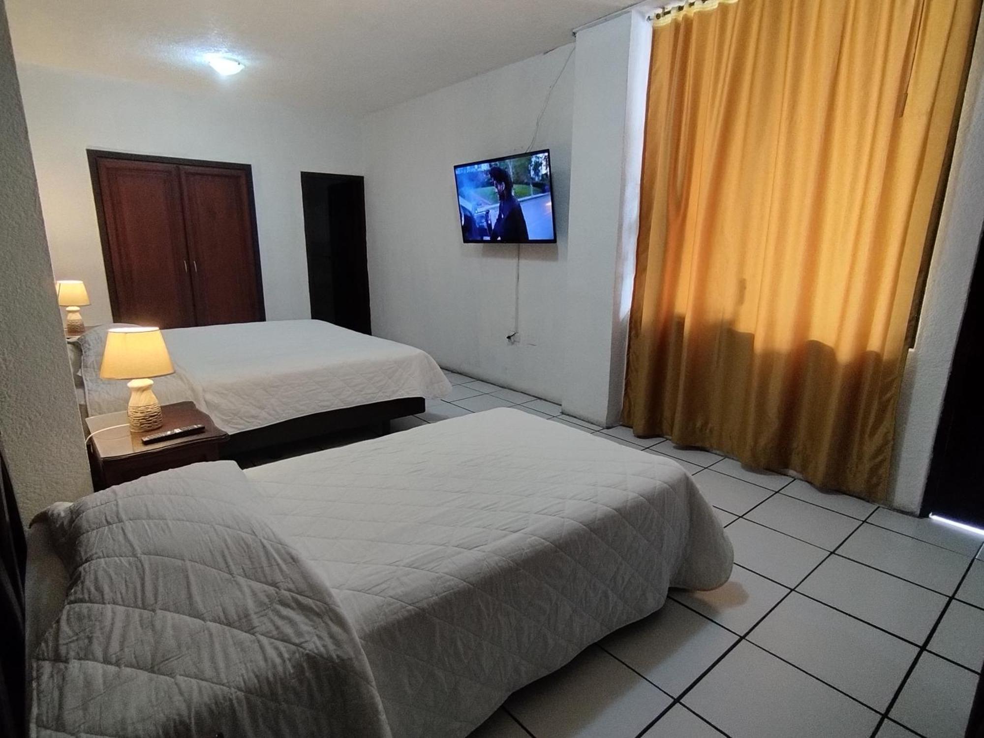 Hotel Puerta Del Sol Santo Domingo de los Colorados Exteriér fotografie